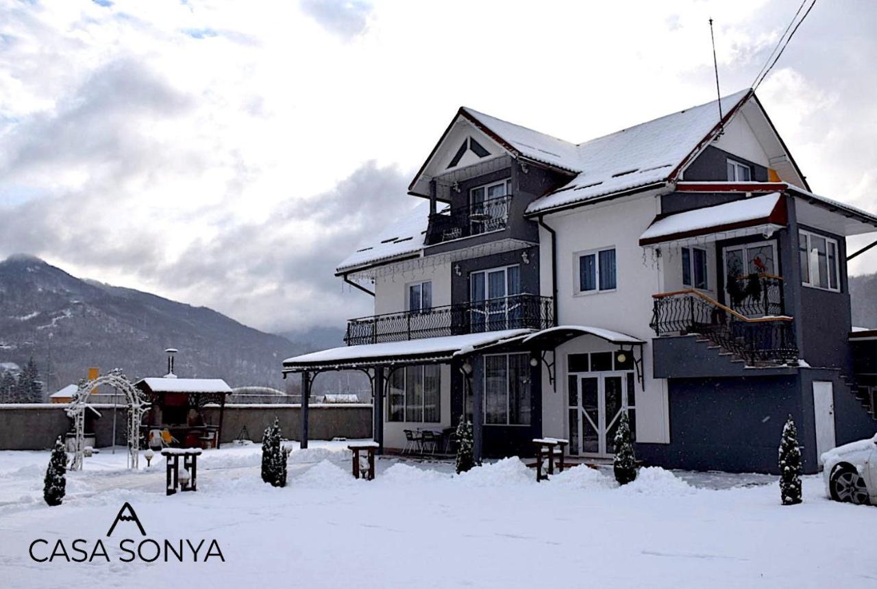 דירות Aninoasa Casa Sonya מראה חיצוני תמונה